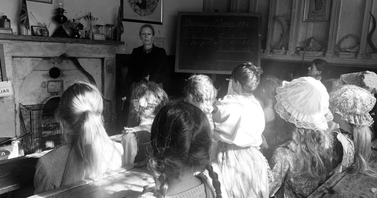 Year 5 pupils step back to Victorian era - Royal High School