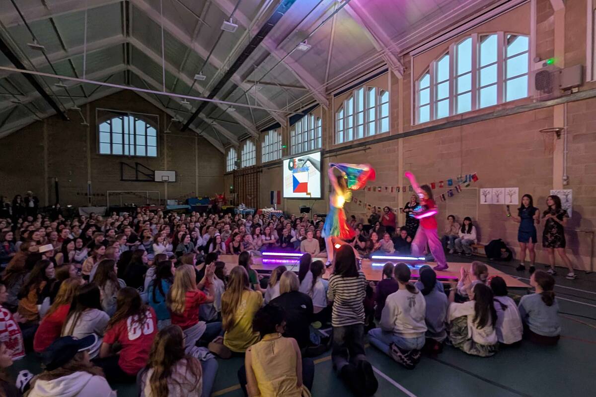 PXL 20251114 153256728