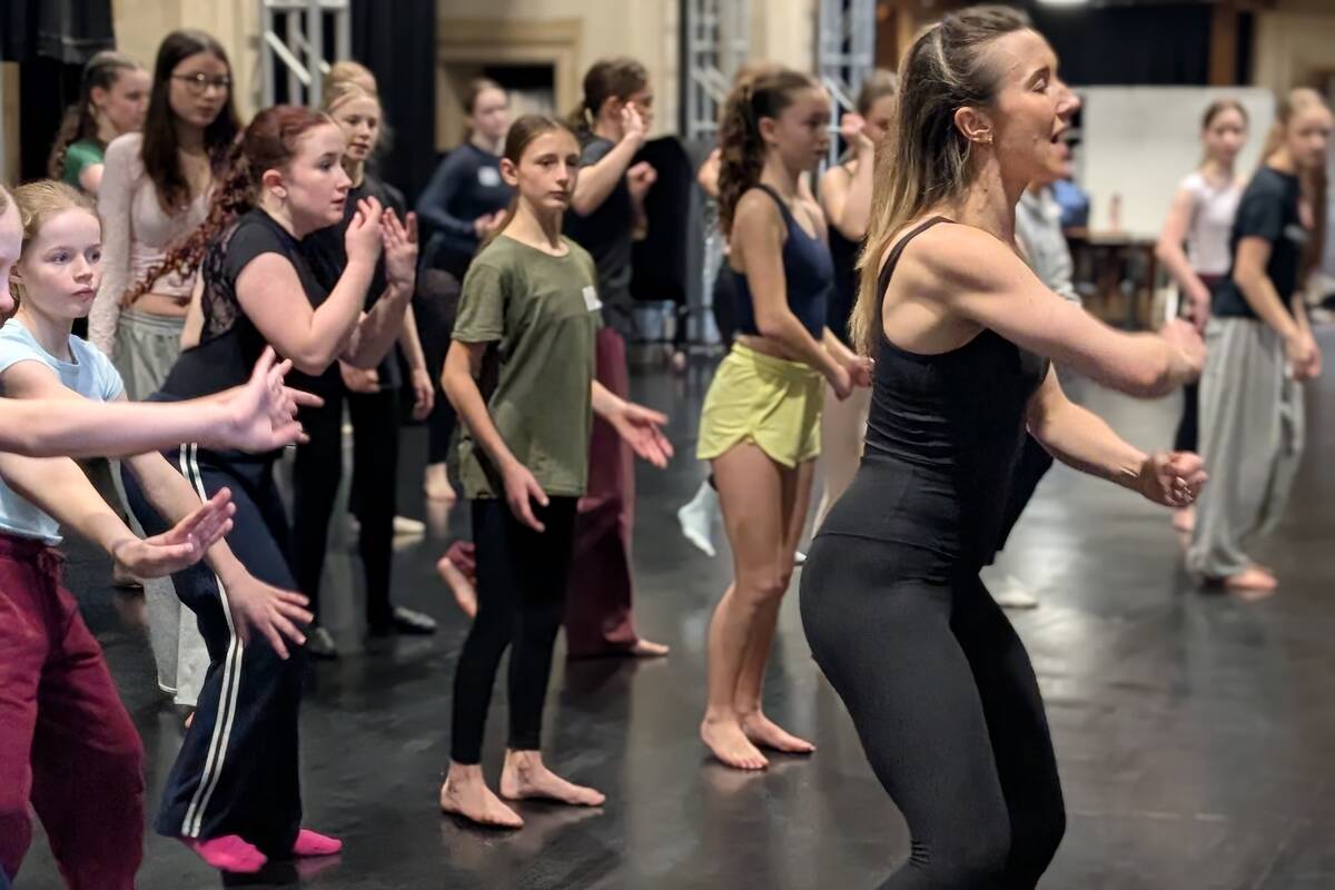 PXL 20260126 113931756 PORTRAIT