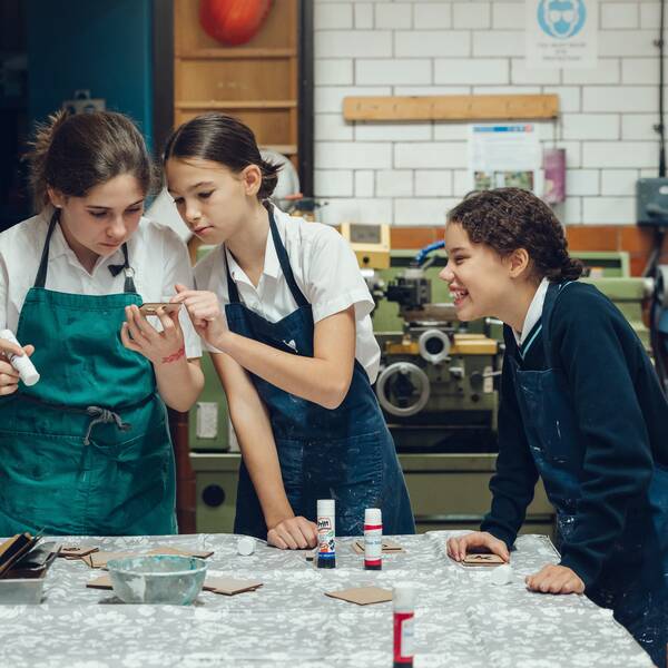 RHS Bath GDST HR 184